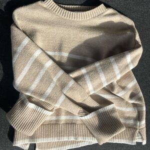 Vigoss Beige Knit Sweater